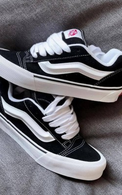 Vans Knu Skool